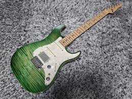 limeguitar.jpg